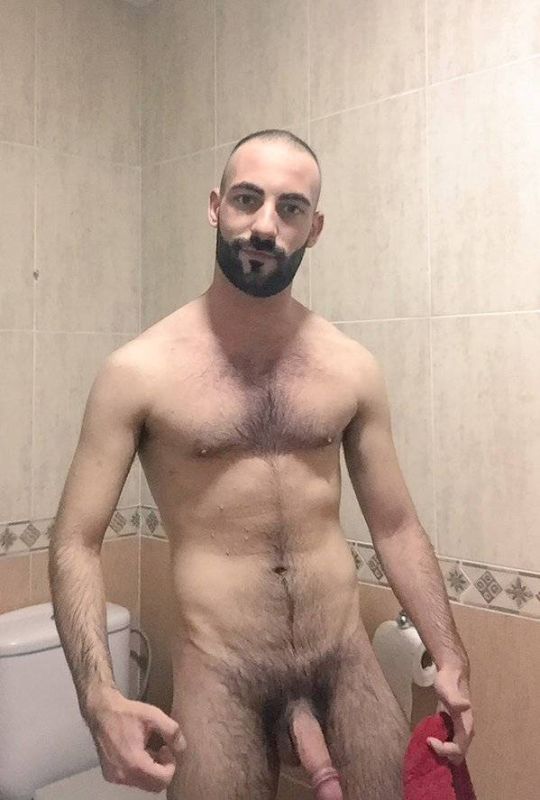 Amateur Hairy Guys Nude