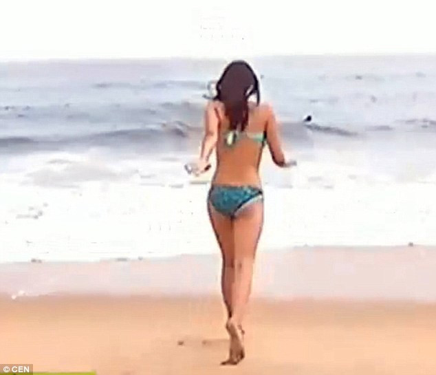 Bikini Pulled Aside By Accident