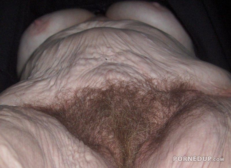 very hairy mature vagina