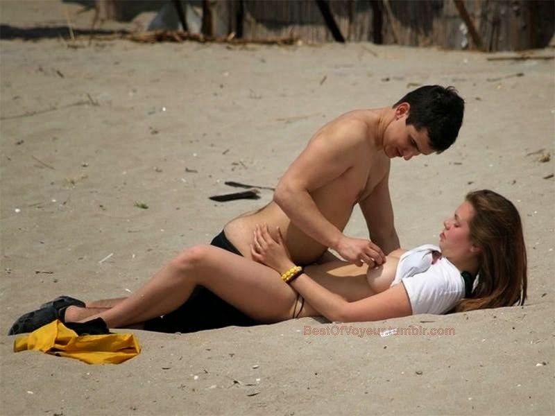having sex in the beach