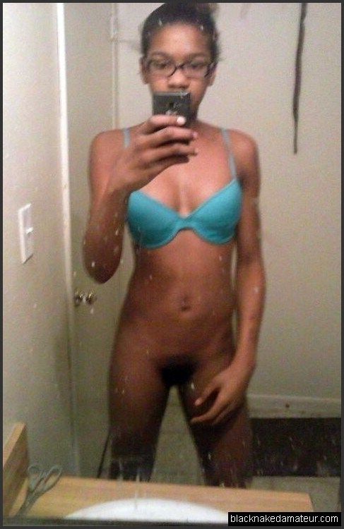 sexy cleavage selfie cum