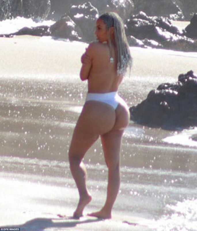 big boob woman nude beach
