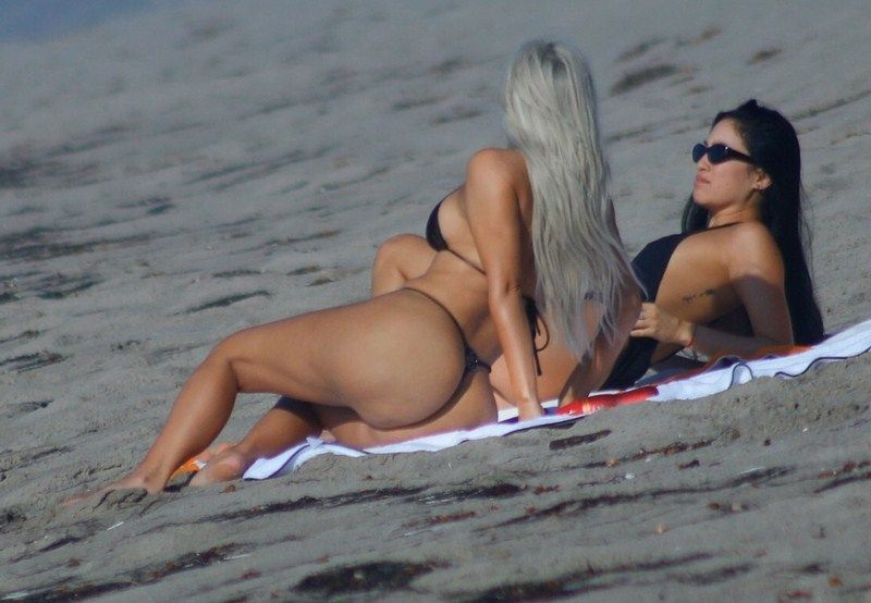 big ass tits nude beach