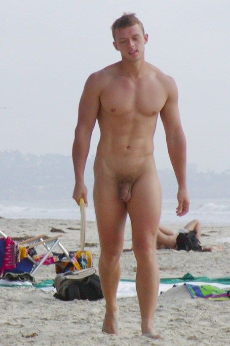 naked men on nude beach