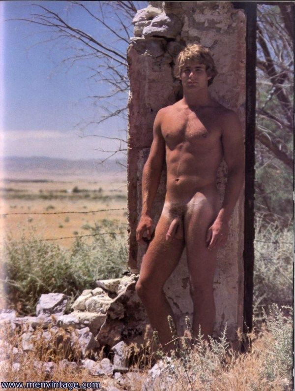 men with shemales naked outdoors