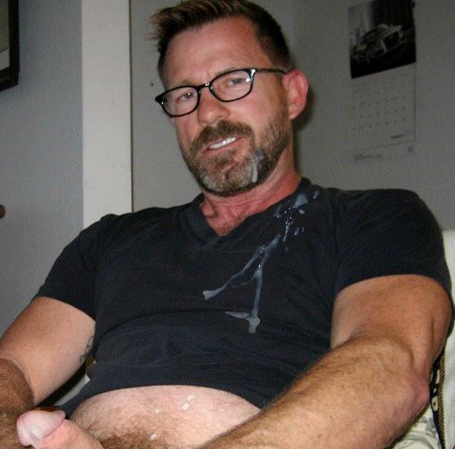 nude hairy gay porn