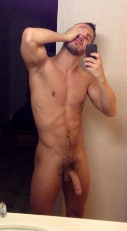 nude dick selfie cum