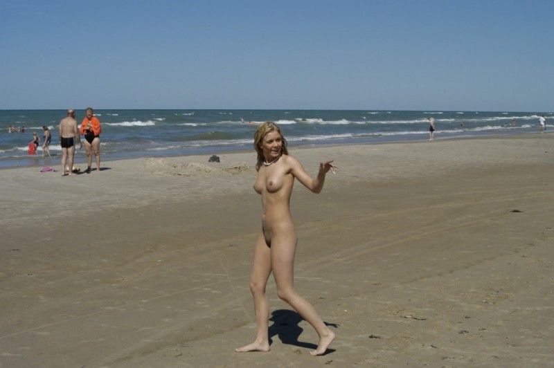 topless beach massage