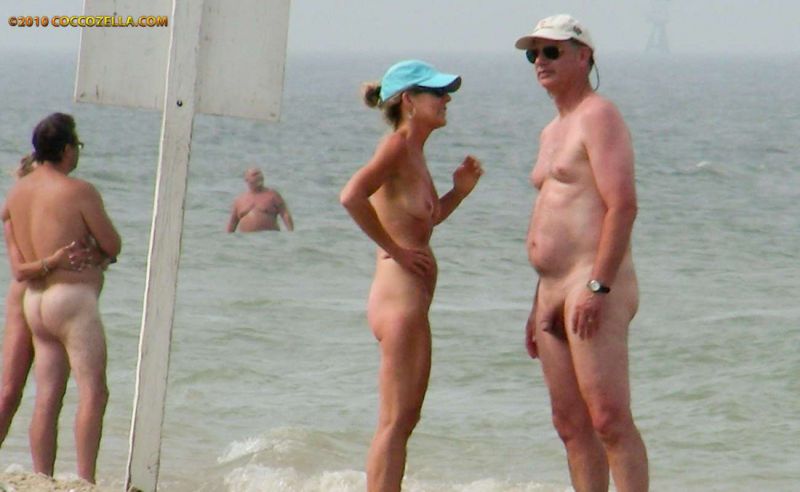 beaches nude couple handjobs