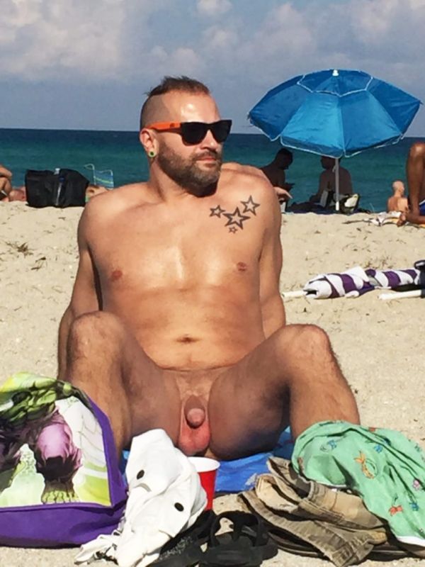 perfect milf nude beach