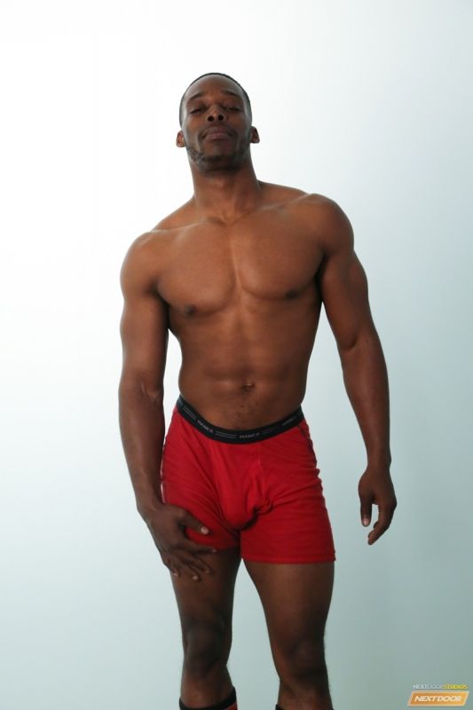 black natural bodybuilding