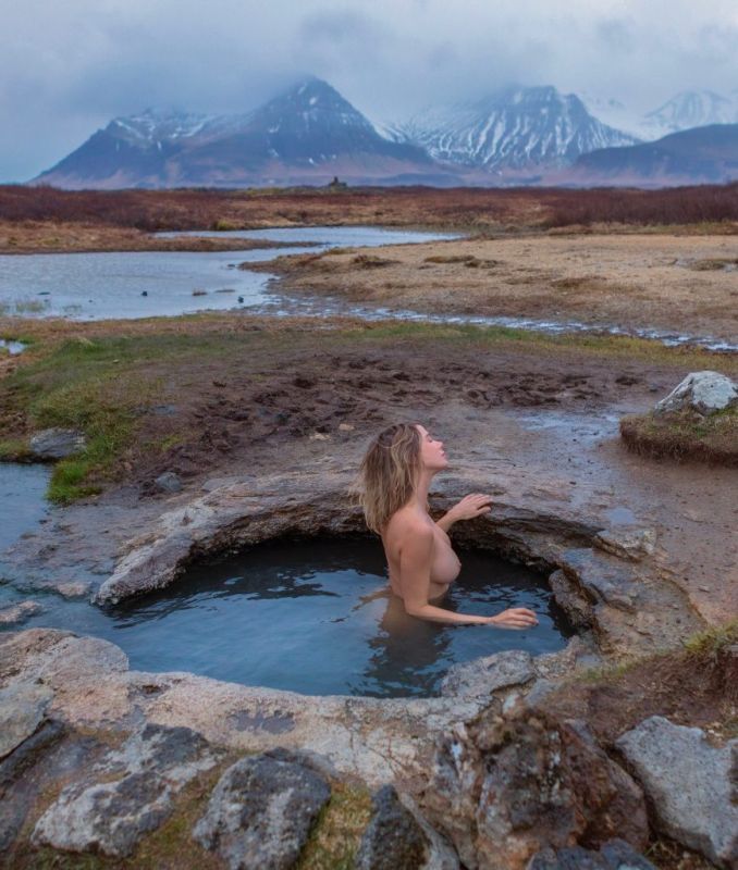 natural hot springs in mammoth lakes