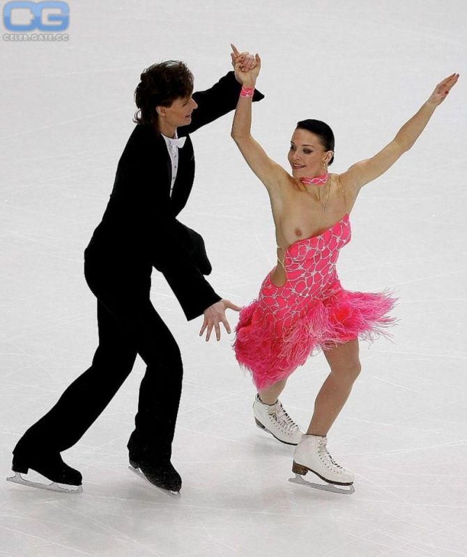 yulia lipnitskaya ice skating