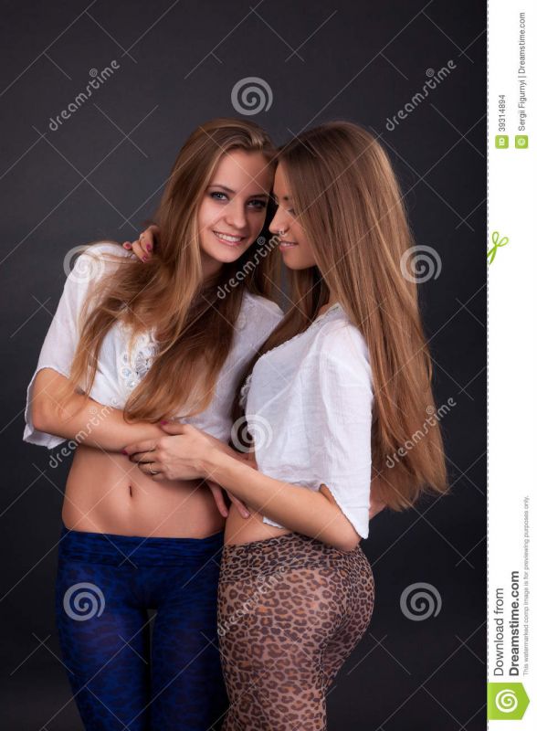 hot lesbian group sex
