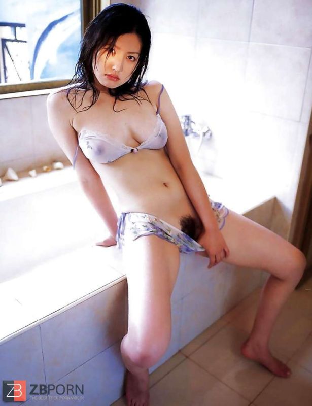 yuma asami topless