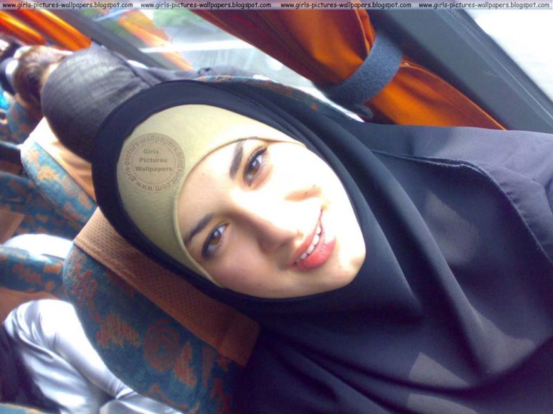 muslim women hijab in arabian