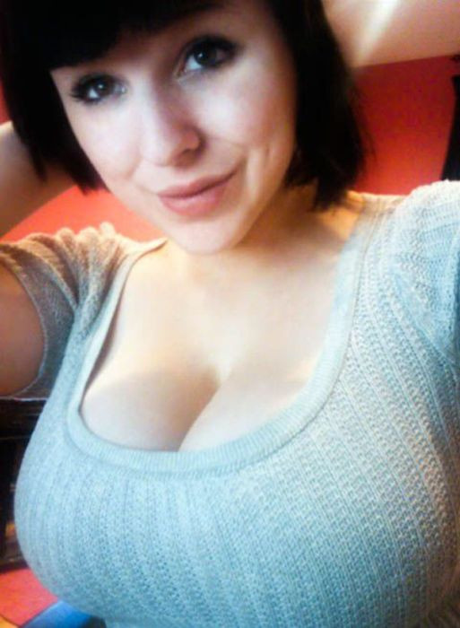 beautiful naked women