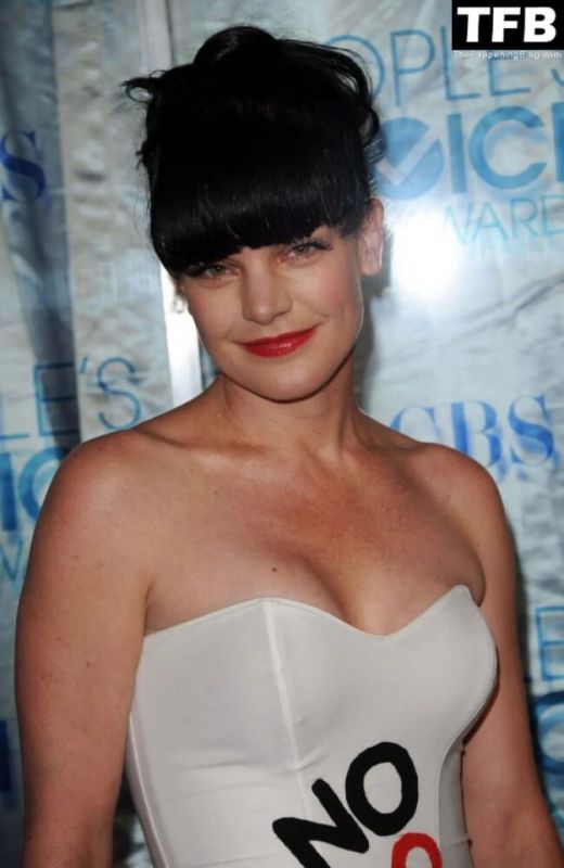 ncis cast pauley perrette bikini