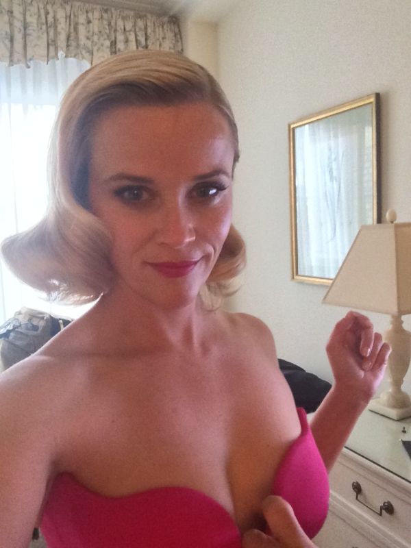reese witherspoon high heels