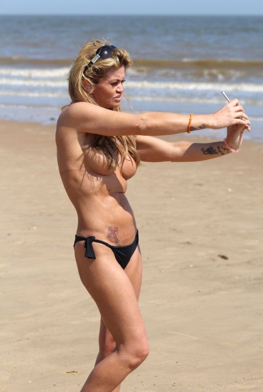 perfect tan nipples