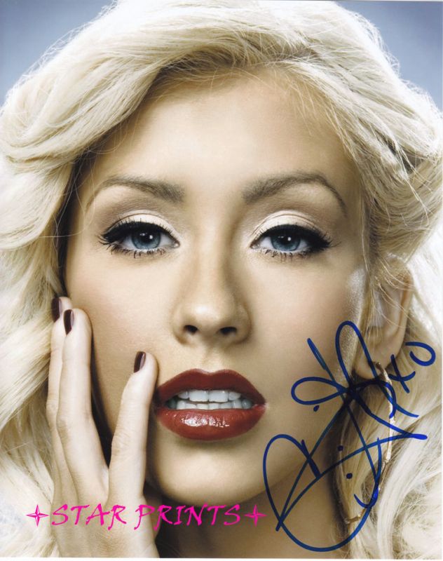 christina aguilera sunglasses