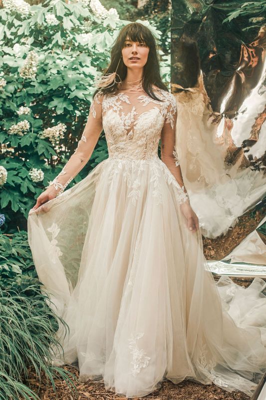 bailee madison bridesmaid dress