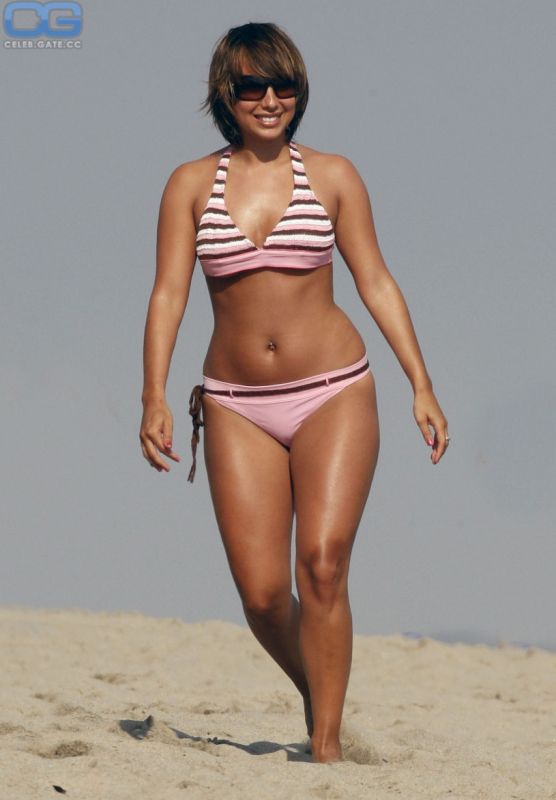 brooke burke bikini yacht