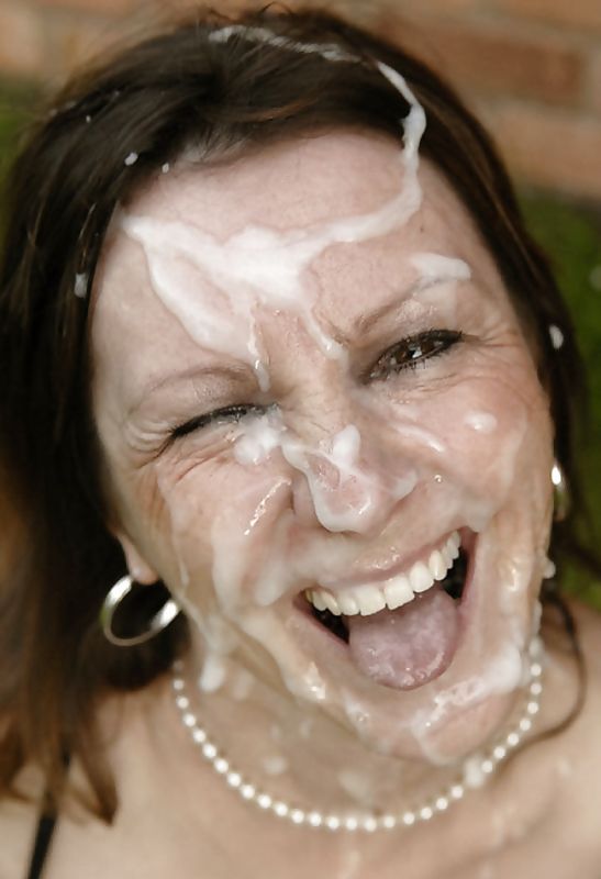 beautiful brunette cum facial