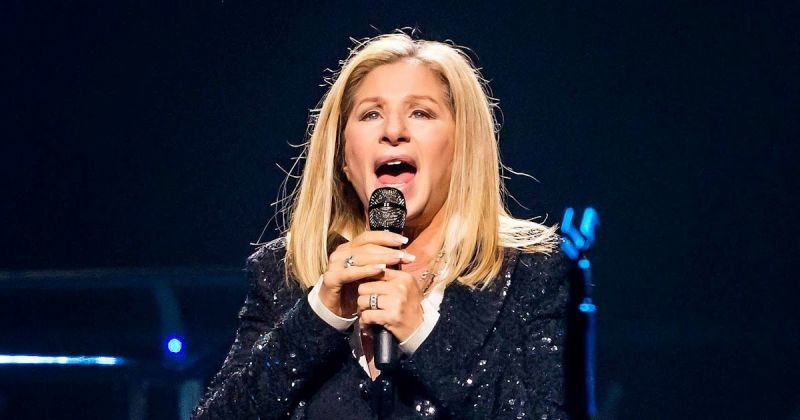 barbra streisand bouffant