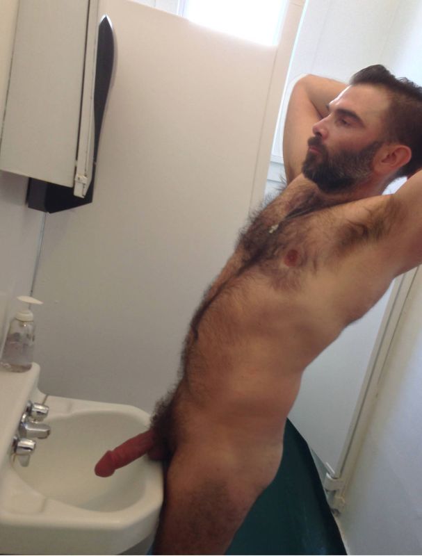 naked hairy straight man