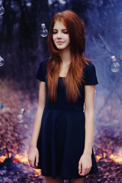 girl with brown hair and blue eyes
