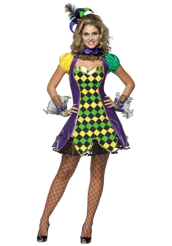 mardi gras wome with feathers
