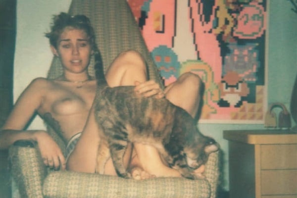 myliey cyrus hot pics