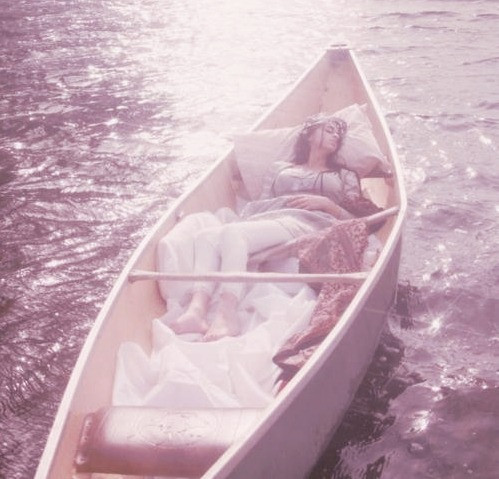 ulzzang couple sleeping