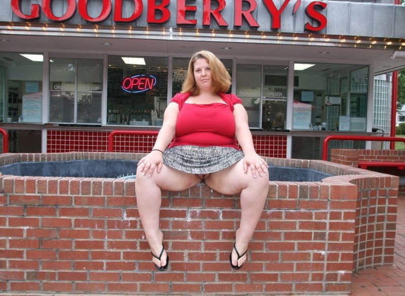 sexy mature women flashing