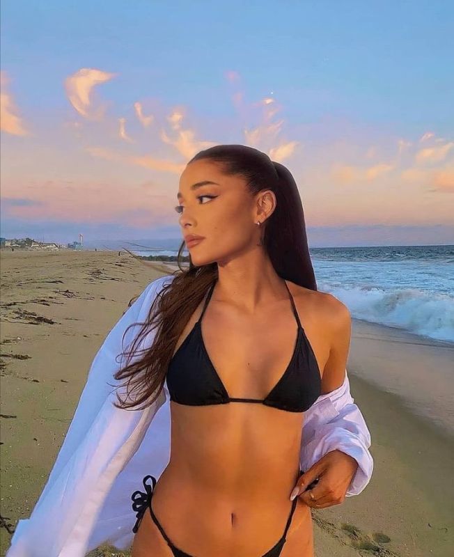 ariana grande modeling bikini
