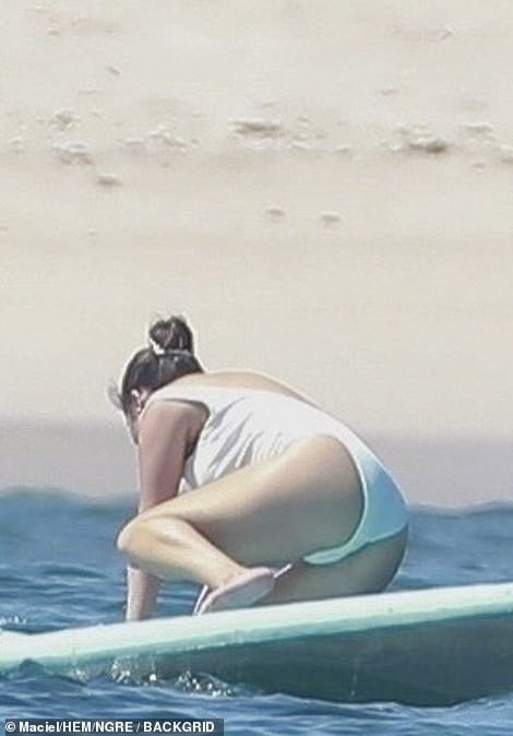 selena gomez hot poses