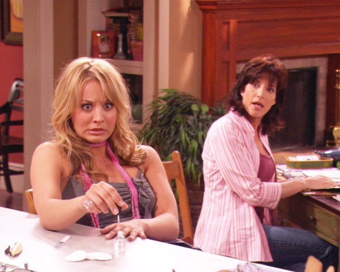 big bang theory penny waitress