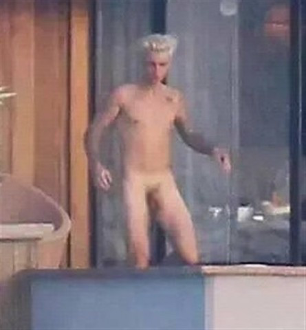 celebrity male justin bieber