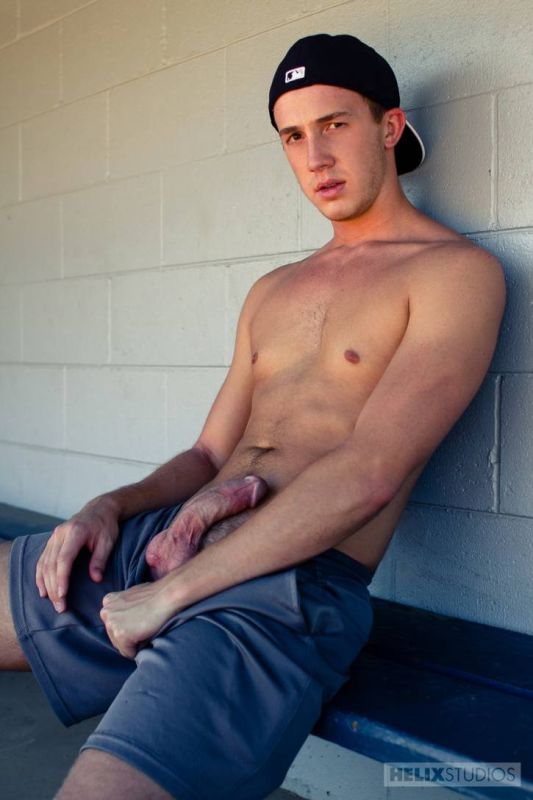 college football guy getting famous for his pretty girlfriend