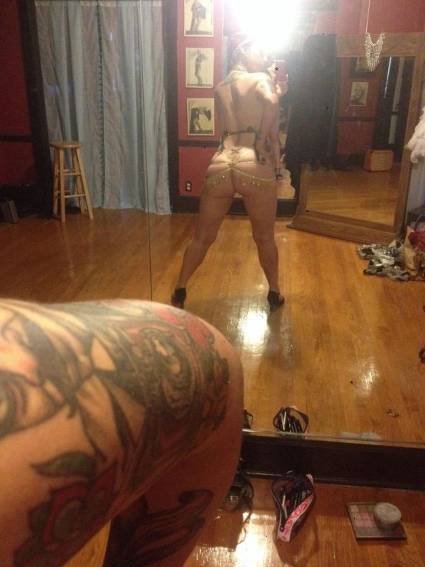 danielle colby pink