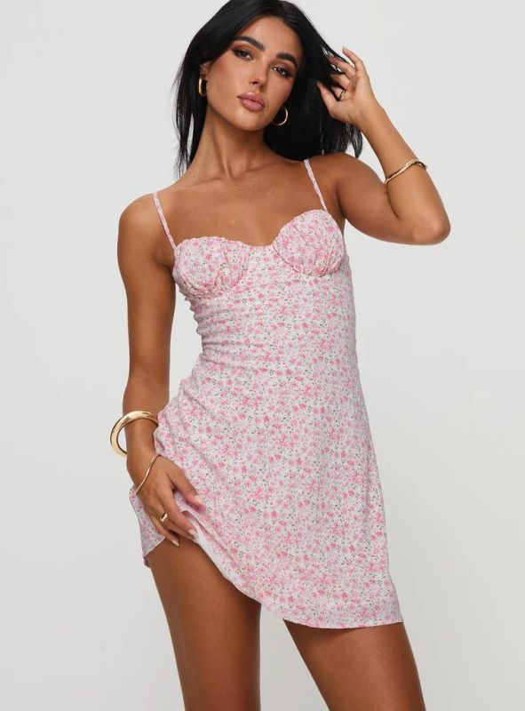 kom dress