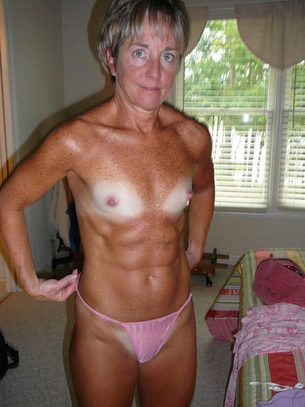 nude mature women