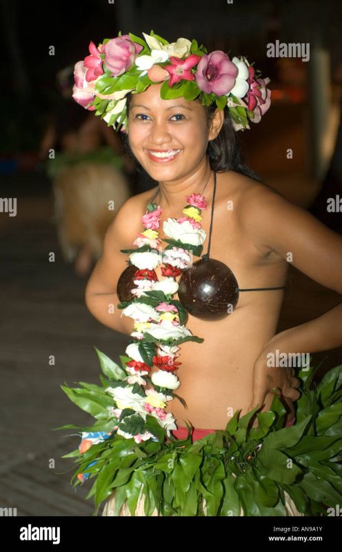 polynesian women dark skin