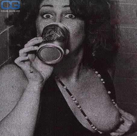 grace slick feminism tupperwere