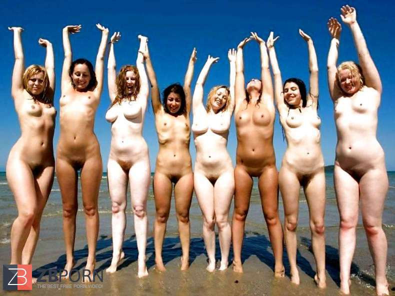 nude women group shower