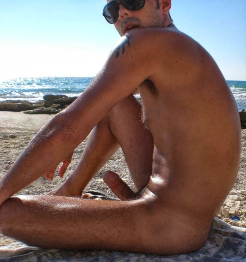 huge cock at nude beach gif
