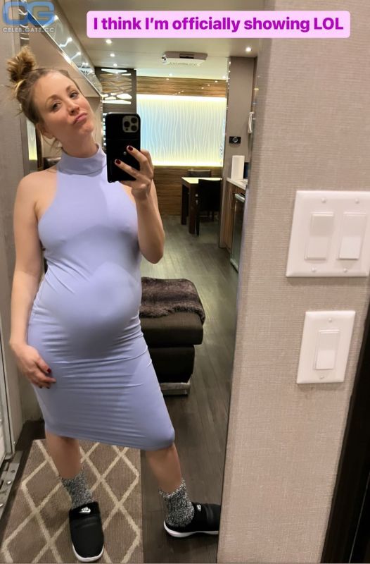 kaley cuoco natural
