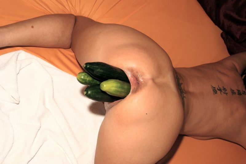 bondage anal dildo