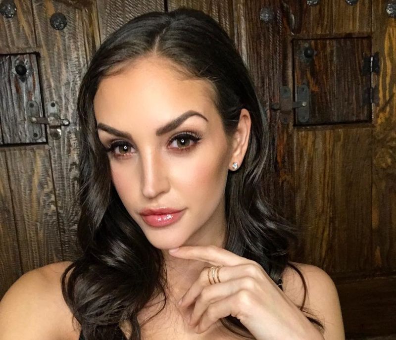 ladies with beautiful eyes